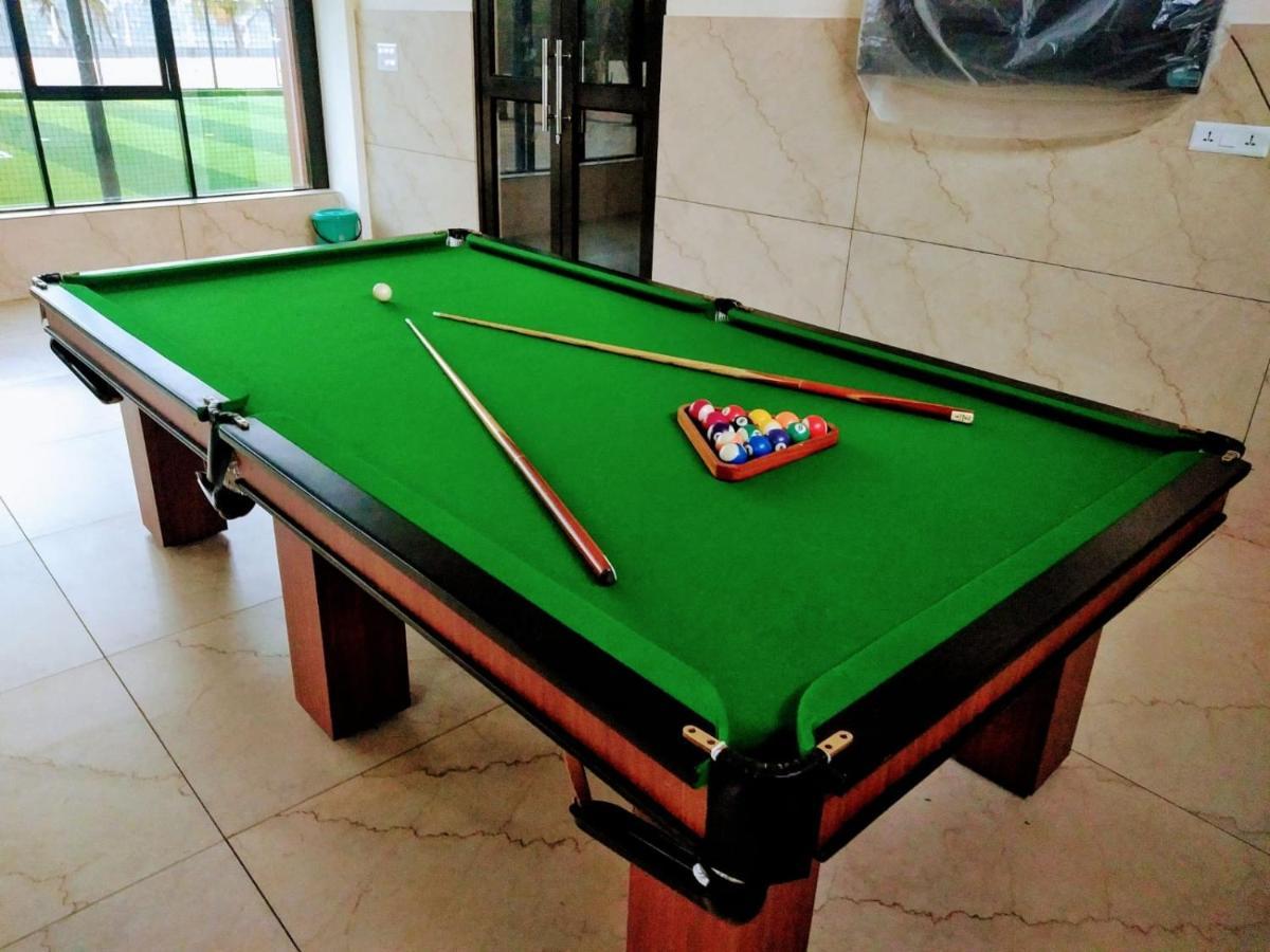 Cap Sports Center Hotell Nīleshwar Exteriör bild